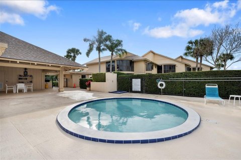 Condominio en alquiler en Jupiter, Florida, 2 dormitorios, 138.8 m2 № 1161956 - foto 1