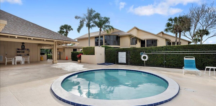 Condominio en Jupiter, Florida, 2 dormitorios  № 1161956