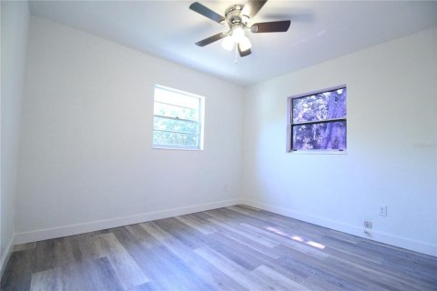 House in Gainesville, Florida 3 bedrooms, 89.19 sq.m. № 1783150 - photo 14