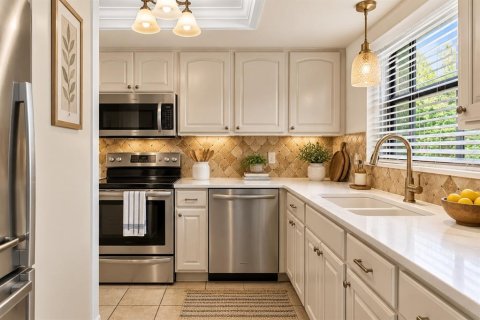 Condo in Mount Dora, Florida, 2 bedrooms № 2422681 - photo 17