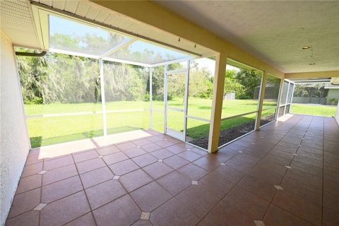 Villa ou maison à louer à Bradenton, Floride: 3 chambres, 159.42 m2 № 1907504 - photo 22