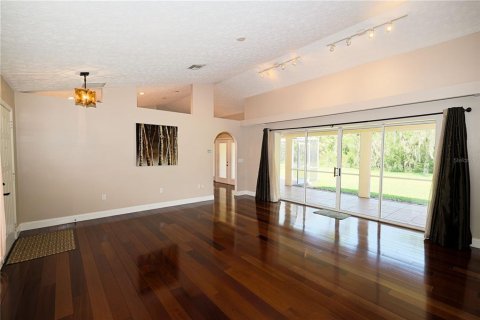 House in Bradenton, Florida 3 bedrooms, 159.42 sq.m. № 1907504 - photo 5