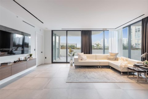 Copropriété à vendre à Aventura, Floride: 2 chambres, 149.57 m2 № 2170776 - photo 8