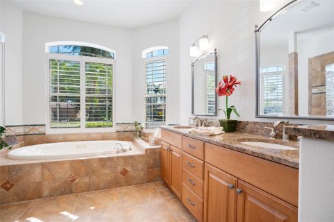 Casa en venta en Sarasota, Florida, 4 dormitorios, 434.88 m2 № 1907171 - foto 20
