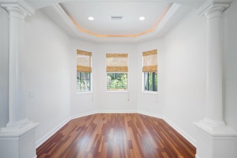 Casa en venta en Sarasota, Florida, 4 dormitorios, 434.88 m2 № 1907171 - foto 17