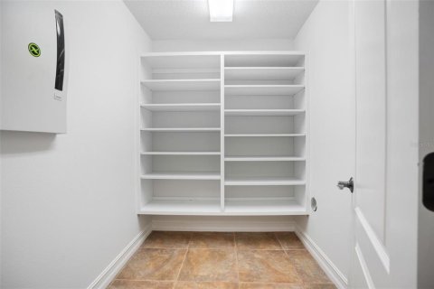Casa en venta en Sarasota, Florida, 4 dormitorios, 434.88 m2 № 1907171 - foto 25