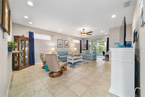 House in Ocala, Florida 2 bedrooms, 145.3 sq.m. № 1614686 - photo 10