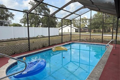 House in Spring Hill, Florida 3 bedrooms, 157.66 sq.m. № 2236229 - photo 14