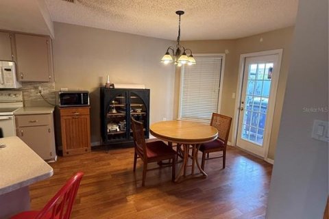House in Spring Hill, Florida 3 bedrooms, 157.66 sq.m. № 2236229 - photo 9