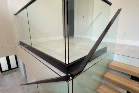 Townhouse in Fort Lauderdale, Florida 4 bedrooms, 216.09 sq.m. № 1897698 - photo 7