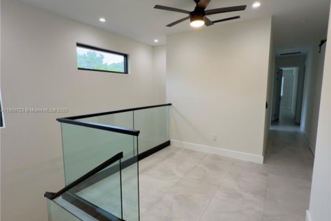 Townhouse in Fort Lauderdale, Florida 4 bedrooms, 216.09 sq.m. № 1897698 - photo 6
