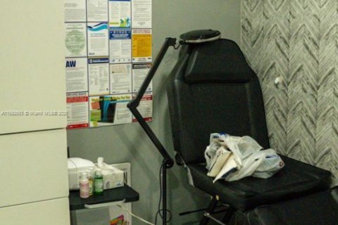 Immobilier commercial à vendre à Miami, Floride № 1946399 - photo 20