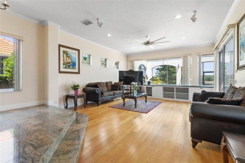 House in Palm Coast, Florida 3 bedrooms, 306.21 sq.m. № 1915978 - photo 19