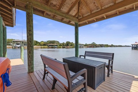 House in Palm Coast, Florida 3 bedrooms, 306.21 sq.m. № 1915978 - photo 30