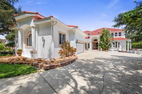 House in Palm Coast, Florida 3 bedrooms, 306.21 sq.m. № 1915978 - photo 6