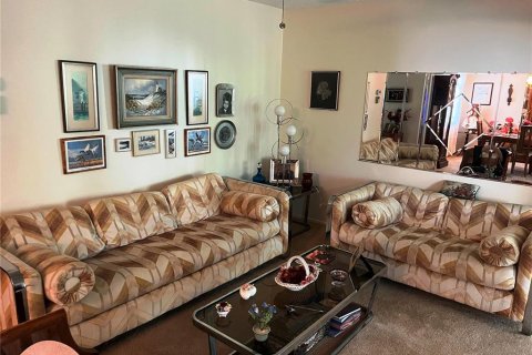 Condominio en venta en Weeki Wachee, Florida, 2 dormitorios, 108.05 m2 № 1800644 - foto 7