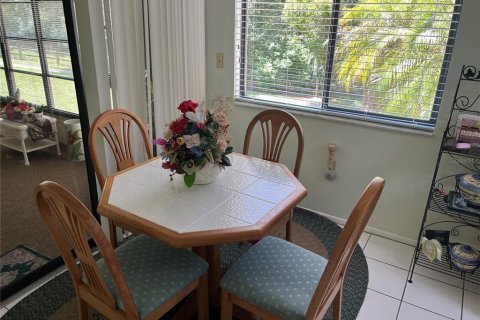 Condominio en venta en Weeki Wachee, Florida, 2 dormitorios, 108.05 m2 № 1800644 - foto 15