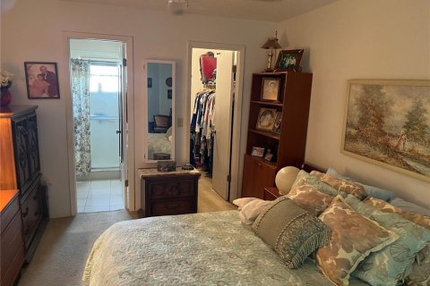 Condominio en venta en Weeki Wachee, Florida, 2 dormitorios, 108.05 m2 № 1800644 - foto 19