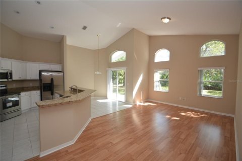 House in Palm Coast, Florida 3 bedrooms, 188.5 sq.m. № 1732706 - photo 8