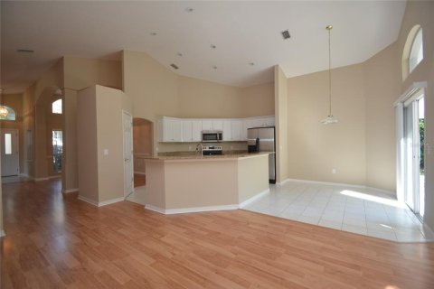 House in Palm Coast, Florida 3 bedrooms, 188.5 sq.m. № 1732706 - photo 9