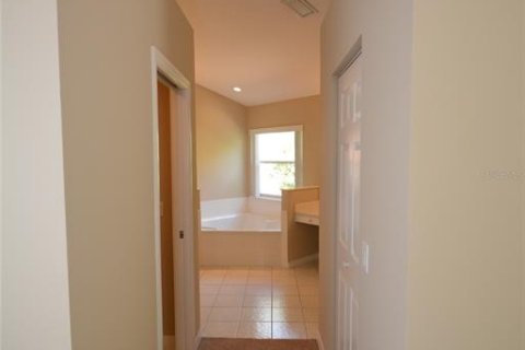 House in Palm Coast, Florida 3 bedrooms, 188.5 sq.m. № 1732706 - photo 20