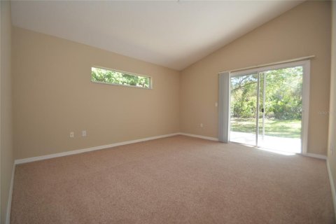 House in Palm Coast, Florida 3 bedrooms, 188.5 sq.m. № 1732706 - photo 18