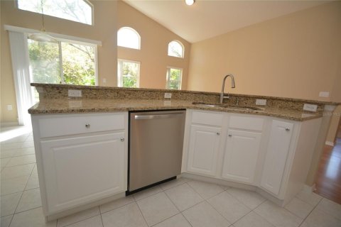 House in Palm Coast, Florida 3 bedrooms, 188.5 sq.m. № 1732706 - photo 14