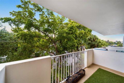 Condominio en venta en North Bay Village, Florida, 1 dormitorio, 76.83 m2 № 1962996 - foto 21