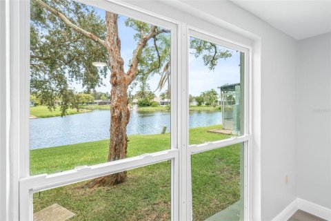 House in Holiday, Florida 2 bedrooms, 128.39 sq.m. № 1873216 - photo 25