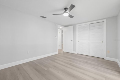 House in Holiday, Florida 2 bedrooms, 128.39 sq.m. № 1873216 - photo 24