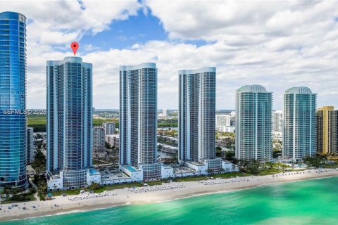 Condominio en venta en Sunny Isles Beach, Florida, 2 dormitorios, 166.67 m2 № 2005169 - foto 12