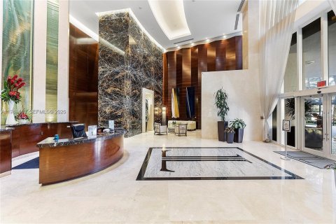 Condominio en venta en Sunny Isles Beach, Florida, 2 dormitorios, 166.67 m2 № 2005169 - foto 15