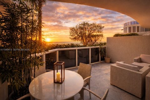 Condominio en Sunny Isles Beach, Florida, 2 dormitorios  № 2005169