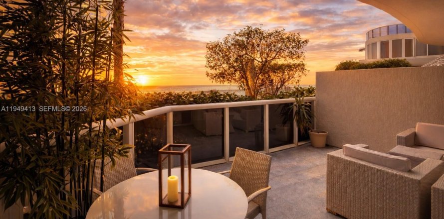 Condominio en Sunny Isles Beach, Florida, 2 dormitorios № 2005169