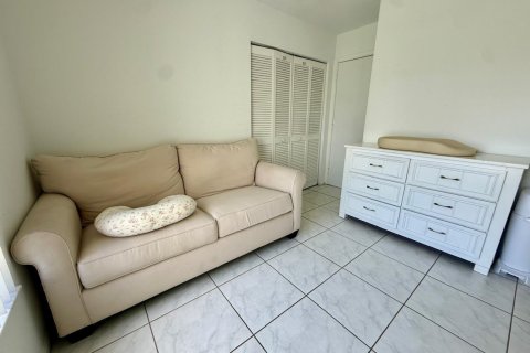 Villa ou maison à vendre à Pembroke Pines, Floride: 3 chambres, 152.08 m2 № 2413216 - photo 15