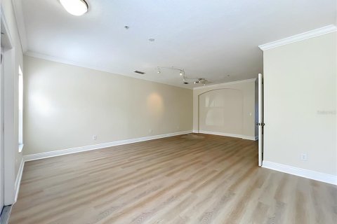 Купить таунхаус в Уинтер-Гарден, Флорида 7 комнат, 114.46м2, № 2210631 - фото 4