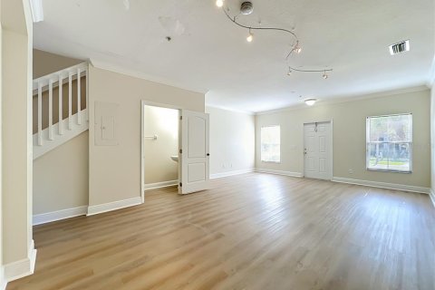 Купить таунхаус в Уинтер-Гарден, Флорида 7 комнат, 114.46м2, № 2210631 - фото 7