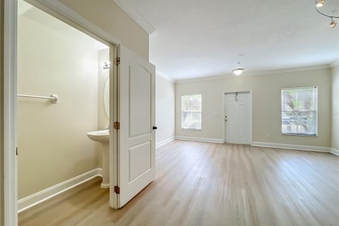 Купить таунхаус в Уинтер-Гарден, Флорида 7 комнат, 114.46м2, № 2210631 - фото 6
