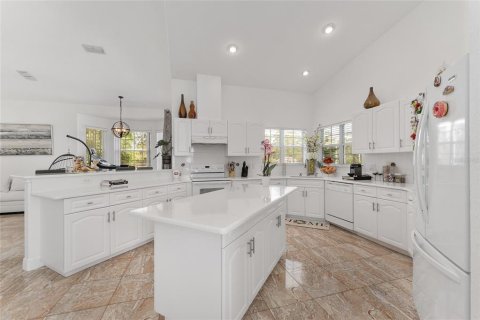 House in Silver Springs Shores, Florida 3 bedrooms, 244.98 sq.m. № 1626427 - photo 29
