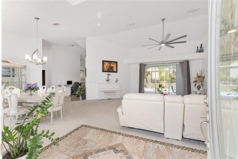 House in Silver Springs Shores, Florida 3 bedrooms, 244.98 sq.m. № 1626427 - photo 14