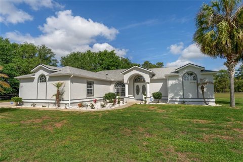 House in Silver Springs Shores, Florida 3 bedrooms, 244.98 sq.m. № 1626427 - photo 2