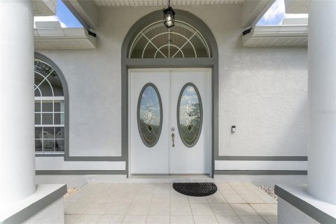House in Silver Springs Shores, Florida 3 bedrooms, 244.98 sq.m. № 1626427 - photo 13