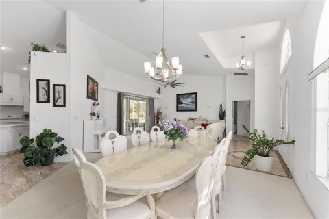House in Silver Springs Shores, Florida 3 bedrooms, 244.98 sq.m. № 1626427 - photo 24