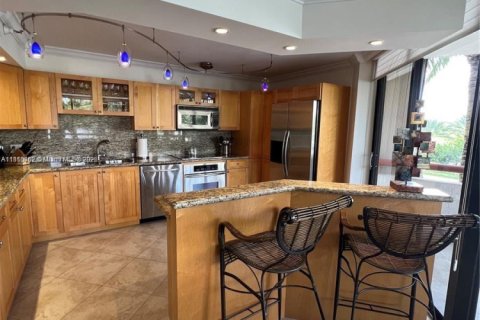 Condo in Sunny Isles Beach, Florida, 2 bedrooms  № 1867076 - photo 5