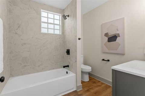 Casa en venta en Tampa, Florida, 3 dormitorios, 206.61 m2 № 1761094 - foto 24
