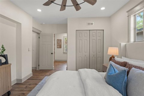 Casa en venta en Tampa, Florida, 3 dormitorios, 206.61 m2 № 1761094 - foto 27