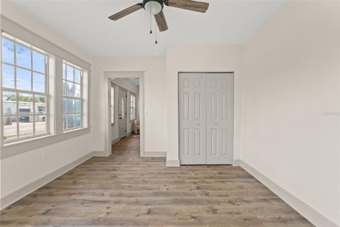 Casa en venta en Tampa, Florida, 3 dormitorios, 206.61 m2 № 1761094 - foto 17