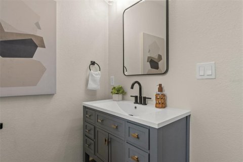 Casa en venta en Tampa, Florida, 3 dormitorios, 206.61 m2 № 1761094 - foto 23