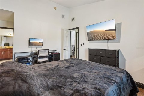 Condo in Altamonte Springs, Florida, 2 bedrooms № 2103561 - photo 14