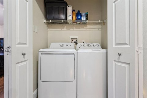 Condo in Altamonte Springs, Florida, 2 bedrooms № 2103561 - photo 20